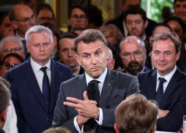 Macron : la dictature… en marche